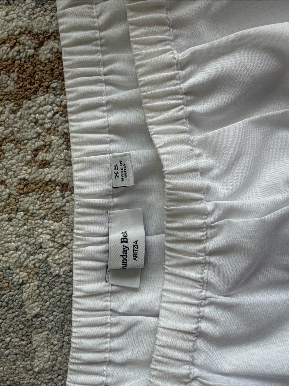 Aritzia White Elastic-Waist Gathered Skirt